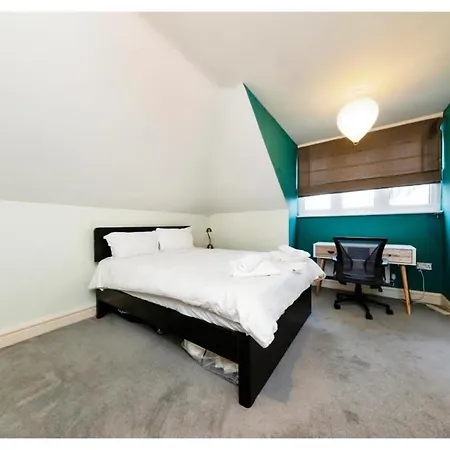 Ferienwohnung Chic Croydon 2Br Flat - Free Parking